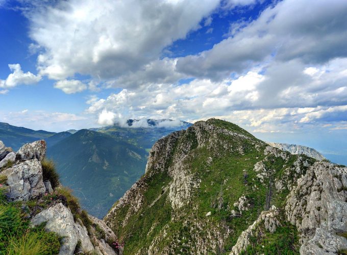 VJELLAKU PEAK 2014m