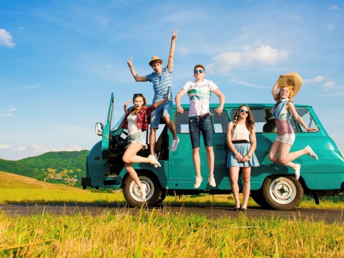 5 Reasons Why You Should Go on a Road Trip!